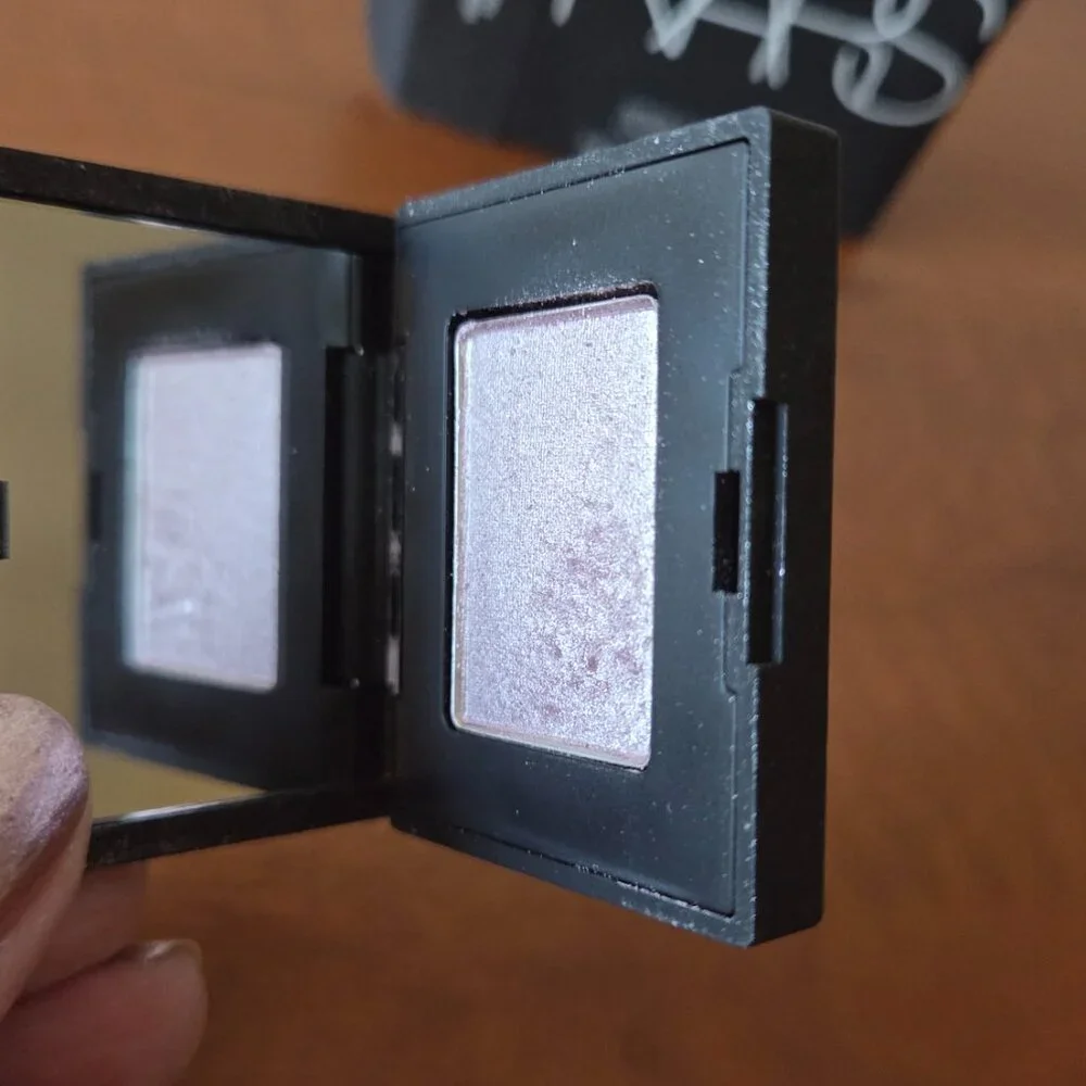 NARS VERONA Precious Metals Shimmer Single Eyeshadow 0.04 OZ Metallic Intense